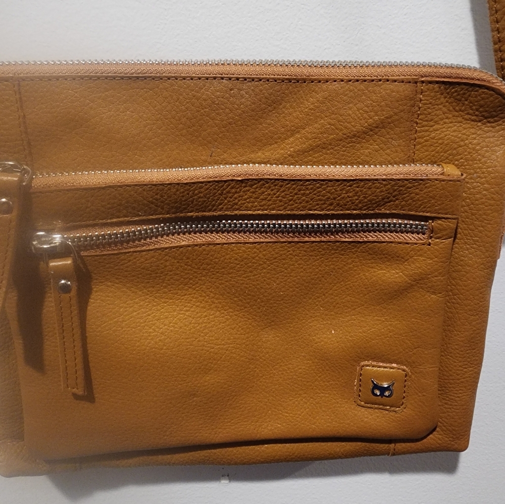 Wise Owl Brown Leather Purse Crossbody View 3